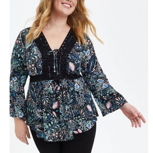 Torrid Babydoll Gauze Crochet Trim Lace-Up Top - Picture 1 of 10